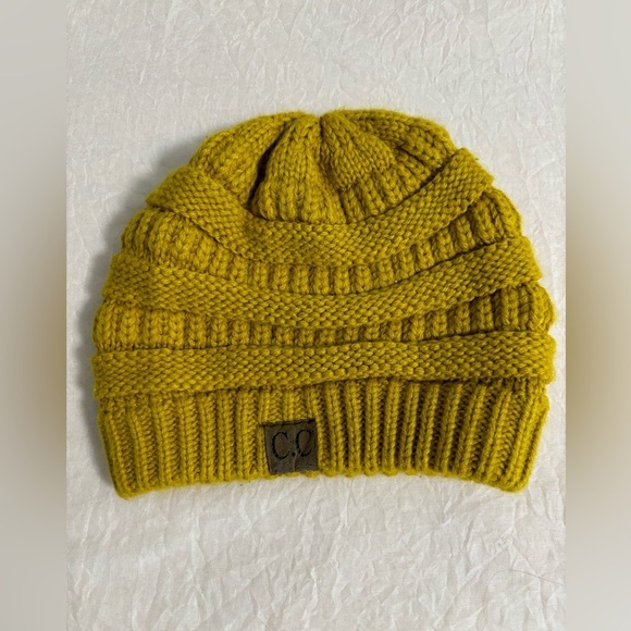 CC Mustard Yellow Winter Beanie - Picture 1 of 2